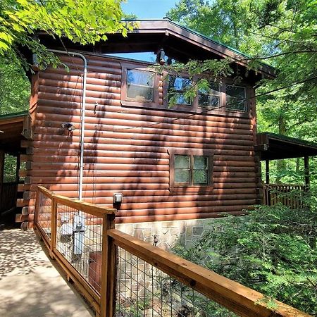גטלינבורג Mountain Joy -Private Treehouse Style Cabin That Sleeps 4-Free Tickets מראה חיצוני תמונה
